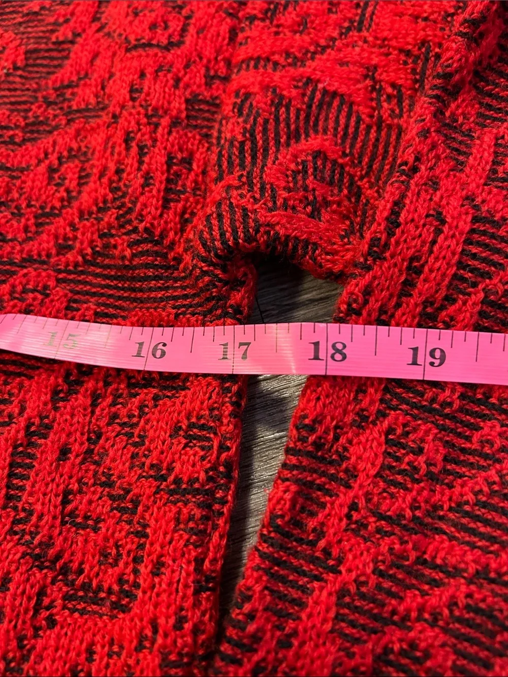 Vintage 80s Pendleton 100% Virgin Wool Sweater Made USA Red Black Paisley Medium